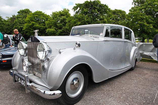 1948_Rolls_Royce_Silver_Wraith_Freestone_Webb_Coachwork